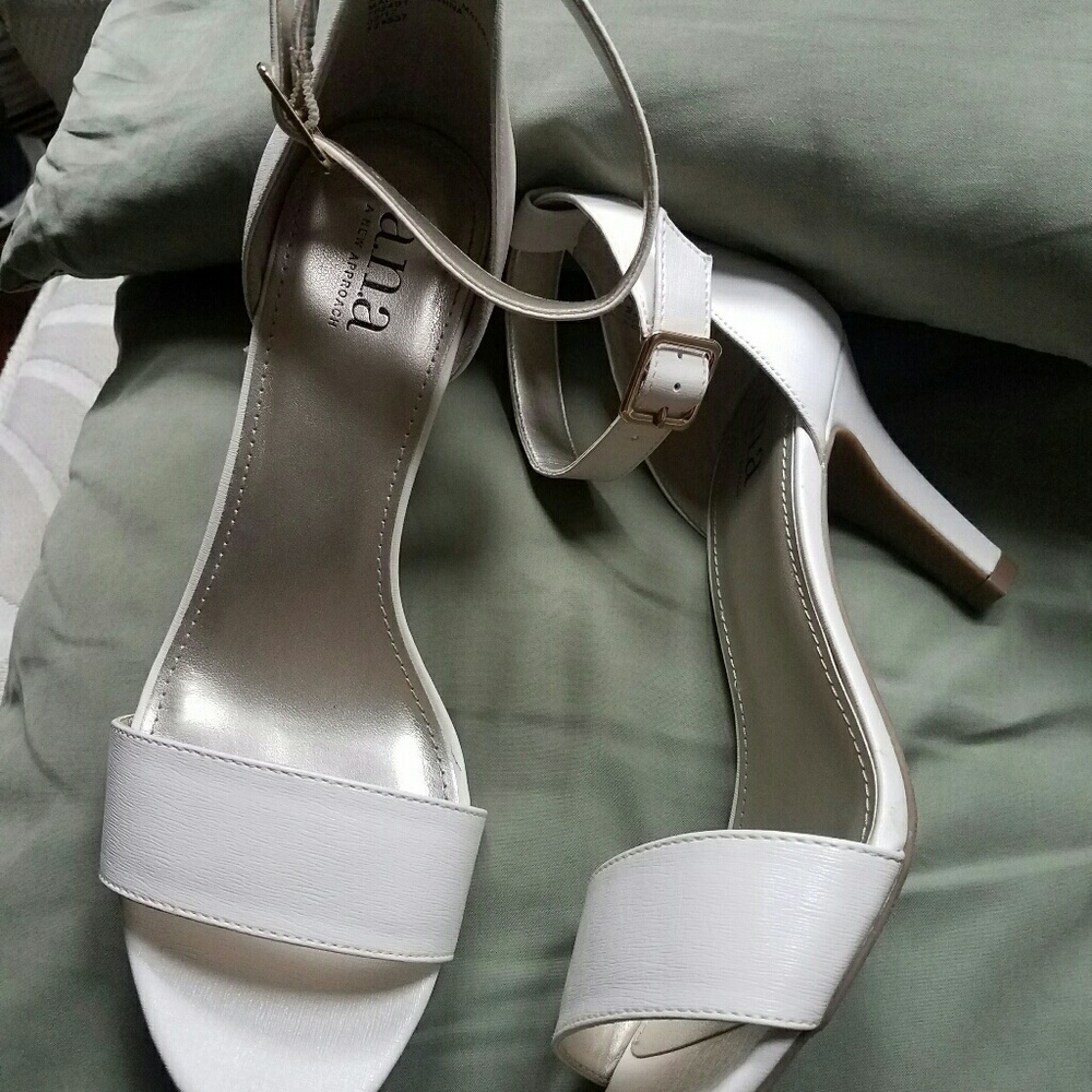 a.n.a Heels